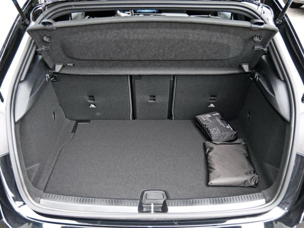 Mercedes-Benz A 200 Kompaktlimousine Progressive Night Kamera