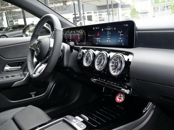 Mercedes-Benz A 200 Kompaktlimousine Progressive Night Kamera