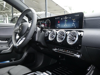 Mercedes-Benz A 200 Kompaktlimousine Progressive Night Kamera