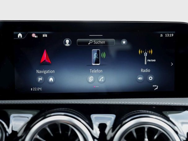 Mercedes-Benz A 200 Kompaktlimousine Progressive Distronic AHK