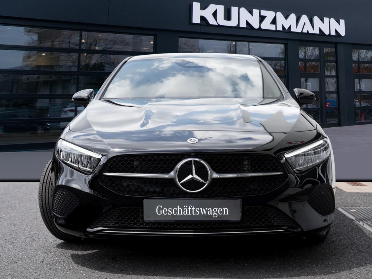 Mercedes-Benz A 200 Kompaktlimousine Progressive Distronic AHK