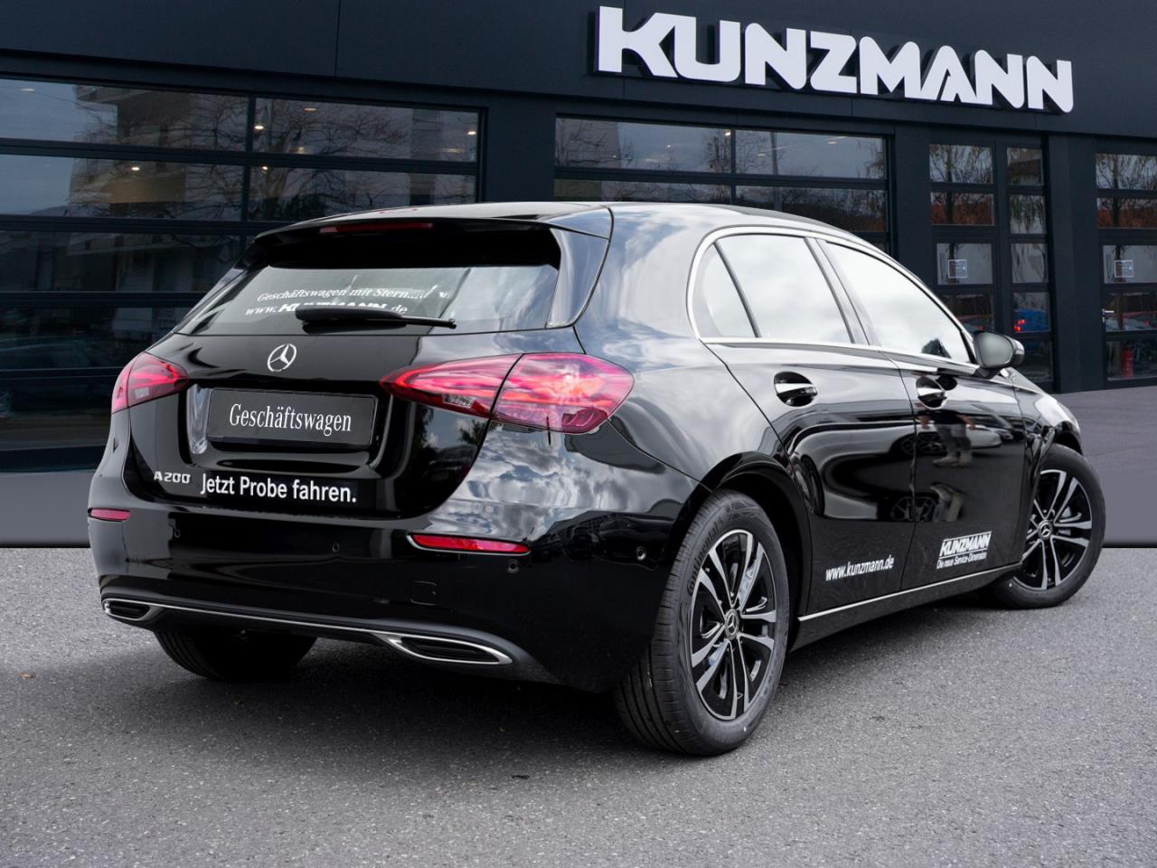 Mercedes-Benz A 200 Kompaktlimousine Progressive Distronic AHK