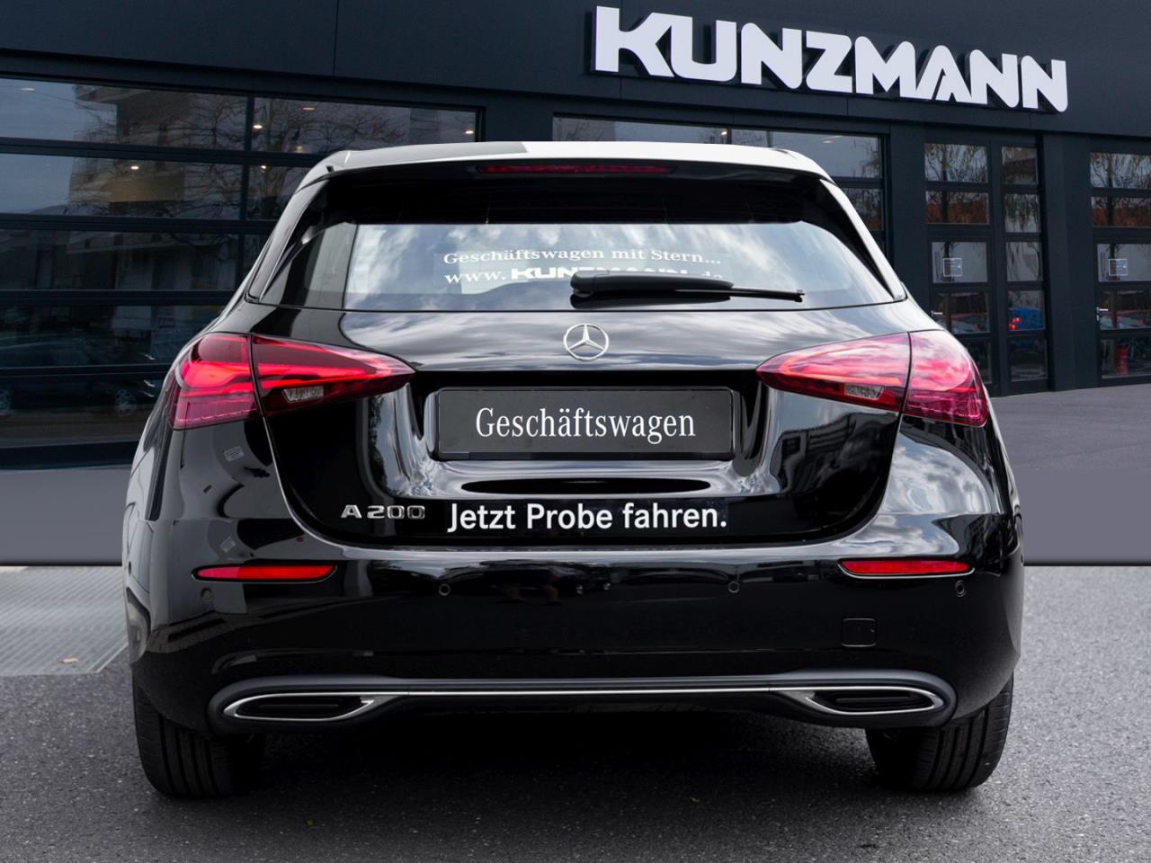 Mercedes-Benz A 200 Kompaktlimousine Progressive Distronic AHK