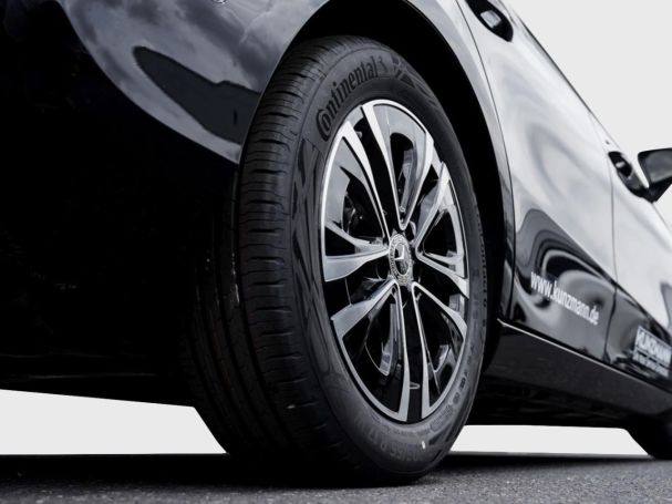 Mercedes-Benz A 200 Kompaktlimousine Progressive Distronic AHK