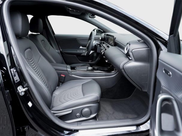 Mercedes-Benz A 200 Kompaktlimousine Progressive Distronic AHK