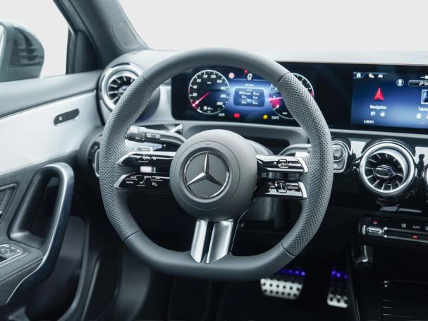 Mercedes-Benz A 200 AMG Night Distronic Kamera AHK