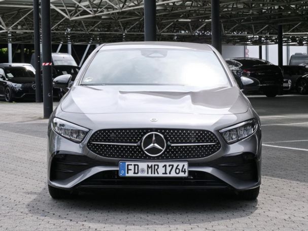 Mercedes-Benz A 200 AMG Night MBUXNavi-Prem. KeylessGo 360°
