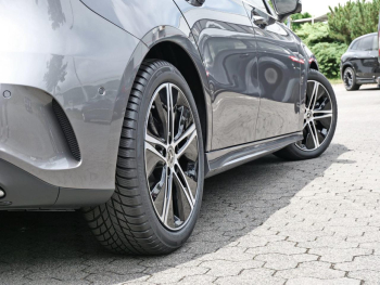 Mercedes-Benz A 200 AMG Night MBUXNavi-Prem. KeylessGo 360°