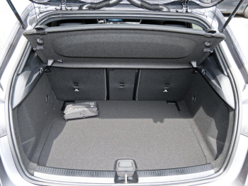 Mercedes-Benz A 200 AMG Night MBUXNavi-Prem. KeylessGo 360°