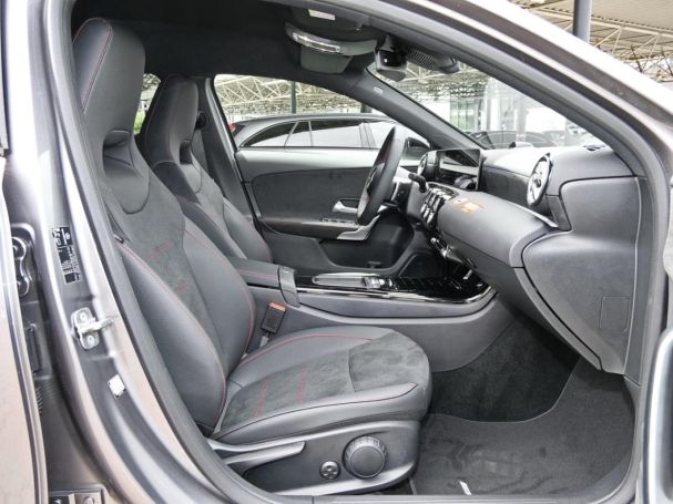 Mercedes-Benz A 200 AMG Night MBUXNavi-Prem. KeylessGo 360°