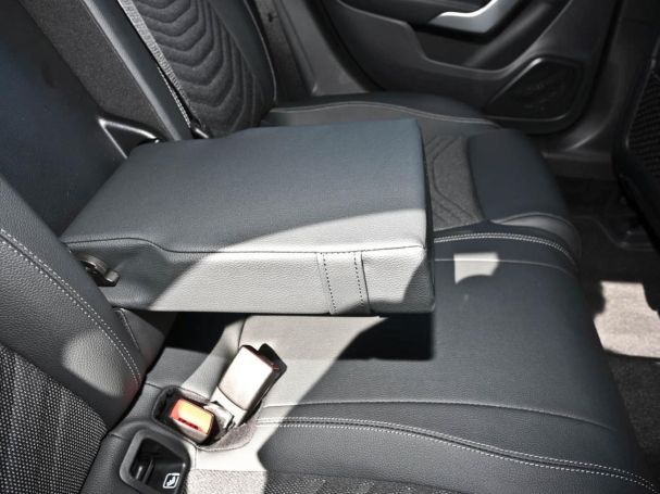 Mercedes-Benz A 200 Progressive Distronic Keyless Kamera ParkA