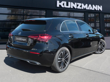 Mercedes-Benz A 200 Progressive Distronic Keyless Kamera ParkA