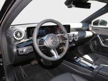 Mercedes-Benz A 200 Progressive Distronic Keyless Kamera ParkA