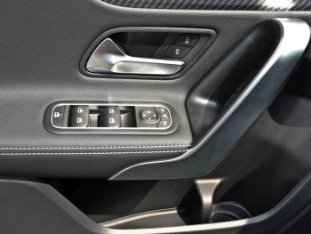 Mercedes-Benz A 200 Progressive Distronic Kamera Totwinkel