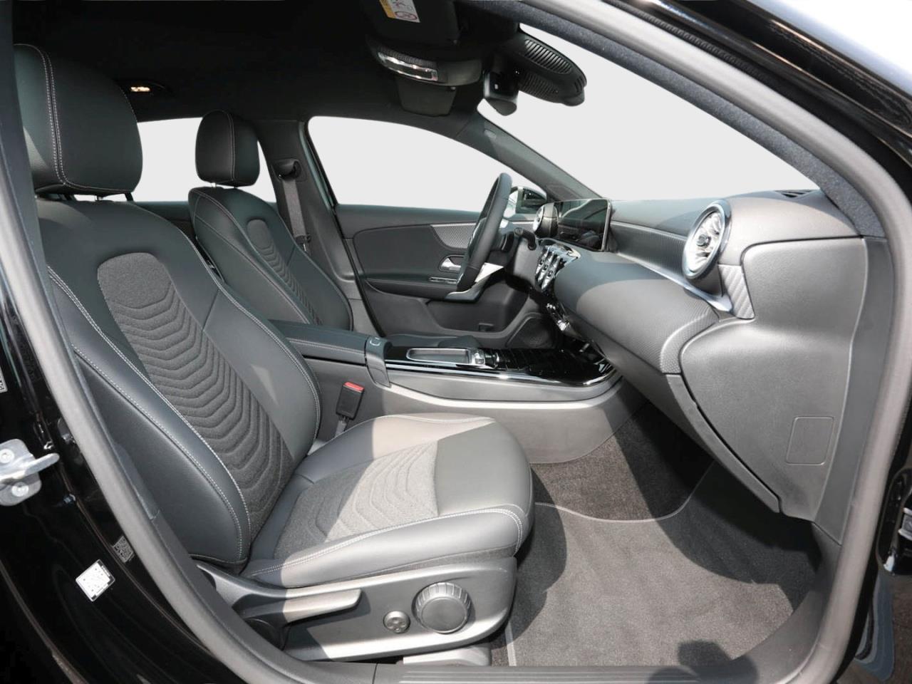 Mercedes-Benz A 200 Progressive Distronic Kamera Totwinkel