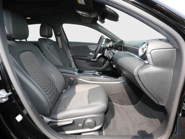 Mercedes-Benz A 200 Progressive Distronic Kamera Totwinkel