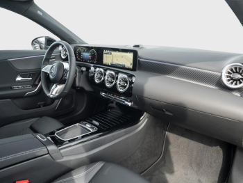 Mercedes-Benz A 200 Progressive Distronic MBUXNavi Kamera