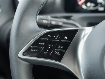 Mercedes-Benz A 200 Progressive Distronic MBUXNavi Kamera