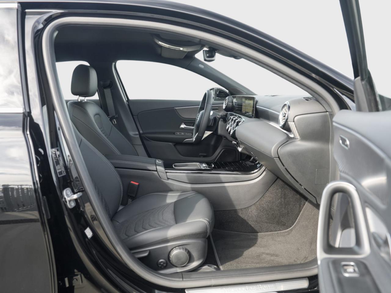 Mercedes-Benz A 200 Progressive Distronic MBUXNavi Kamera