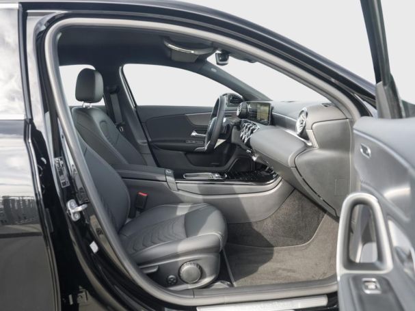 Mercedes-Benz A 200 Progressive Distronic MBUXNavi Kamera