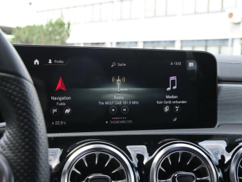 Mercedes-Benz A 220 d 4M AMG Night Distronic Kamera Head-Up