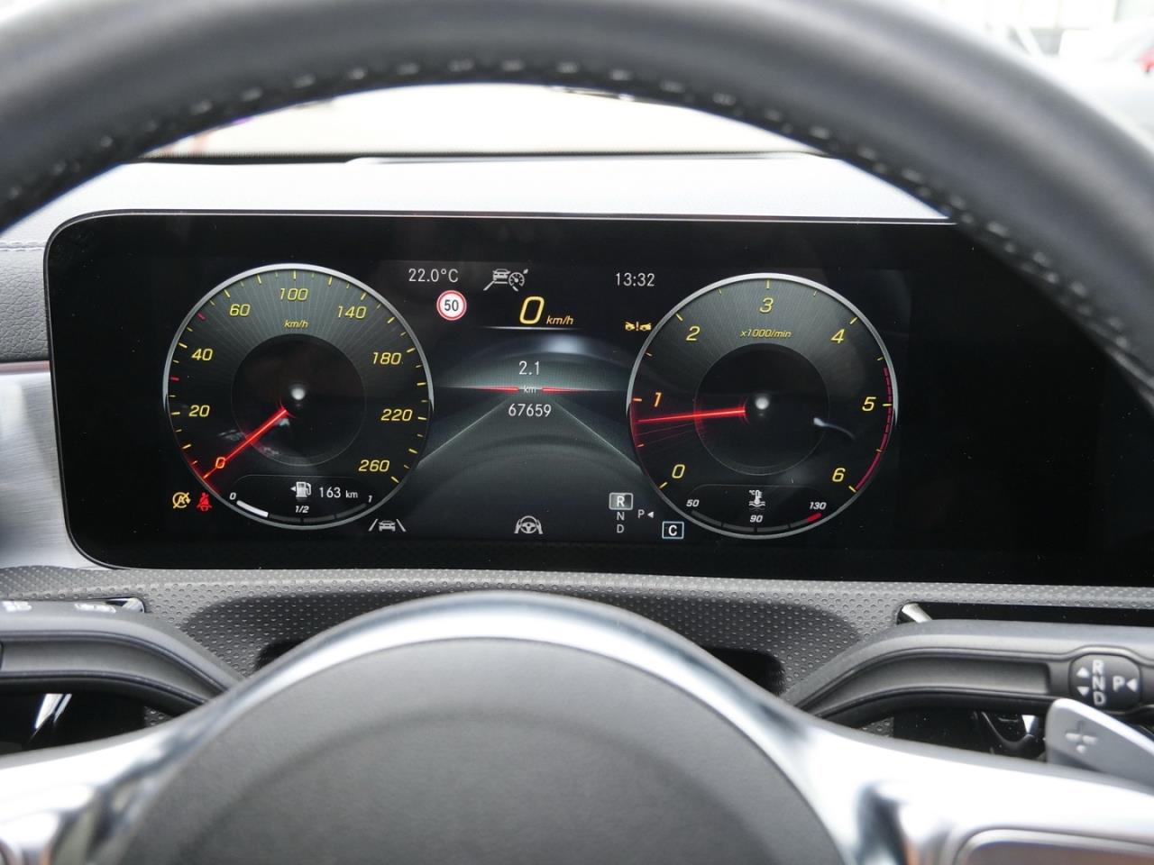 Mercedes-Benz A 220 d 4M AMG Night Distronic Kamera Head-Up