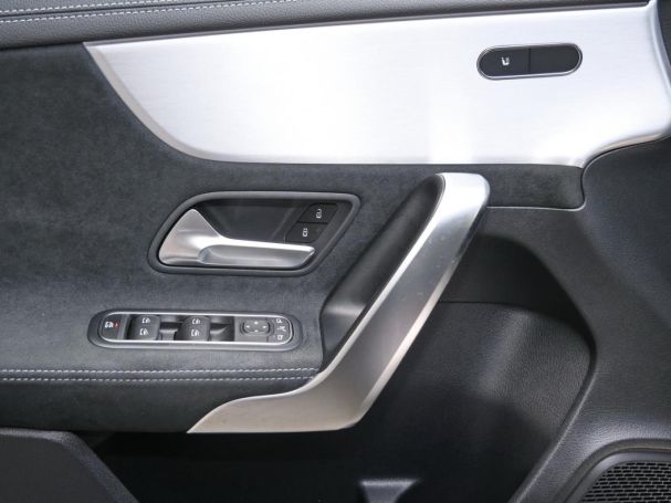 Mercedes-Benz A 220 d 4M AMG Night Distronic Kamera Head-Up