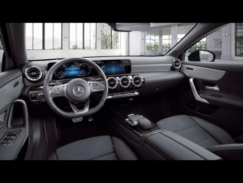 Mercedes-Benz A 220 d 4M AMG Night Distronic Kamera Head-Up