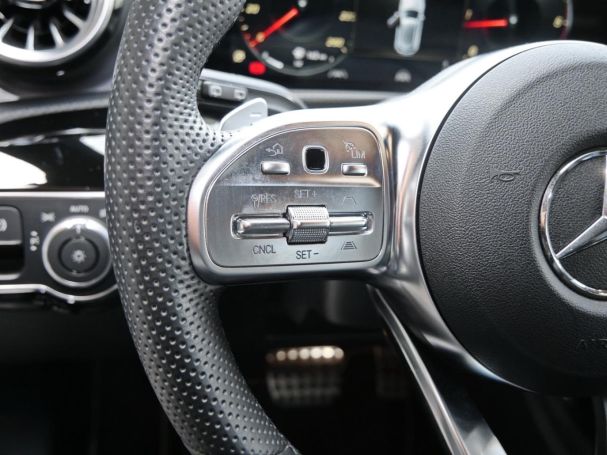 Mercedes-Benz A 220 d 4M AMG Night Distronic Kamera Head-Up