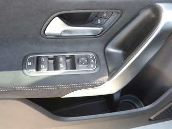 Mercedes-Benz A 220 d AMG Night Panorama Distronic 360°