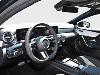 Mercedes-Benz A 220 d AMG Night Panorama Distronic 360°