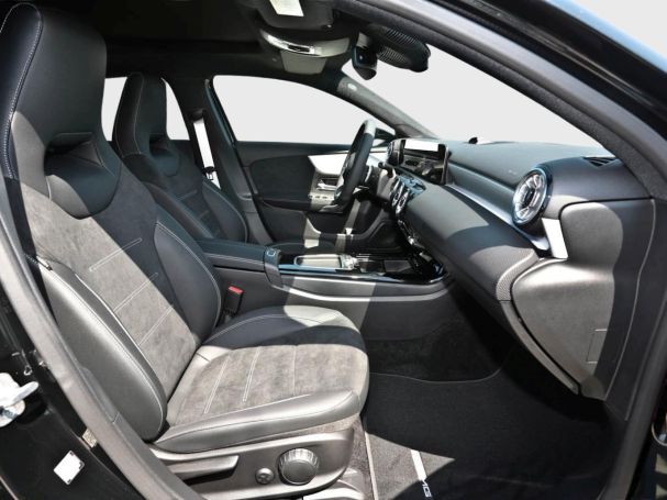 Mercedes-Benz A 220 d AMG Night Panorama Distronic 360°