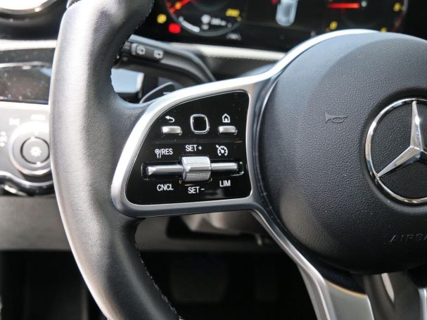 Mercedes-Benz A 220 d Progressive Night Totwinkel HUD 360°