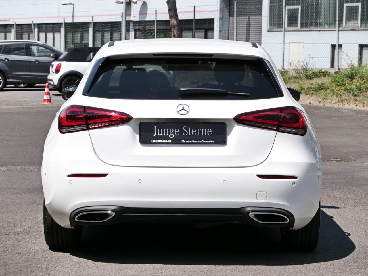 Mercedes-Benz A 220 d Progressive Night Totwinkel HUD 360°