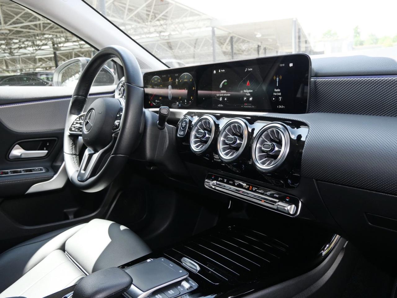 Mercedes-Benz A 220 d Progressive Night Totwinkel HUD 360°