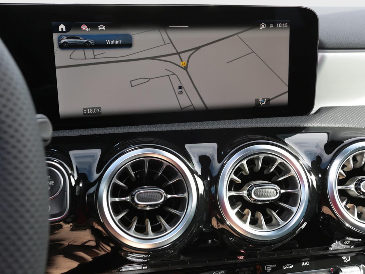 Mercedes-Benz A 220 d AMG Night Panorama Head-Up 360° AHK