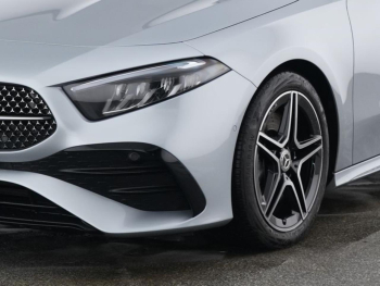Mercedes-Benz A 250 4M AMG Night Panorama Memory Burmester 360°