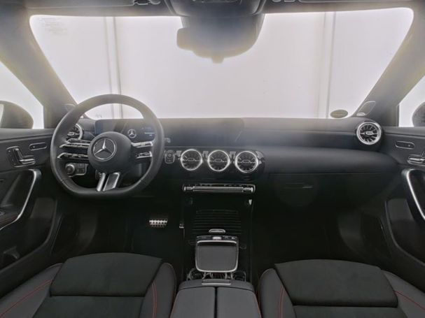 Mercedes-Benz A 250 4M AMG Night Panorama Memory Burmester 360°