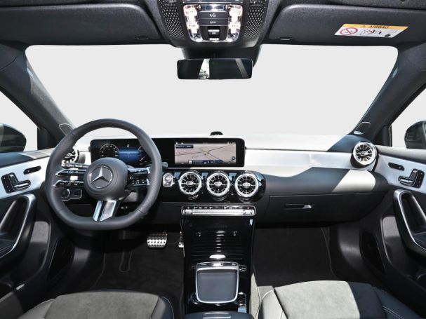 Mercedes-Benz A 250 4MATIC AMG Night Panorama 360? AHK HeadUp