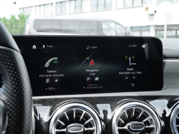 Mercedes-Benz A 250  AMG Night MBUXNavi+ HeadUp Spiegel-P