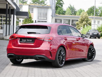 Mercedes-Benz A 250  AMG Night MBUXNavi+ HeadUp Spiegel-P