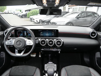 Mercedes-Benz A 250 e  AMG Night MBUX Navi Kamera