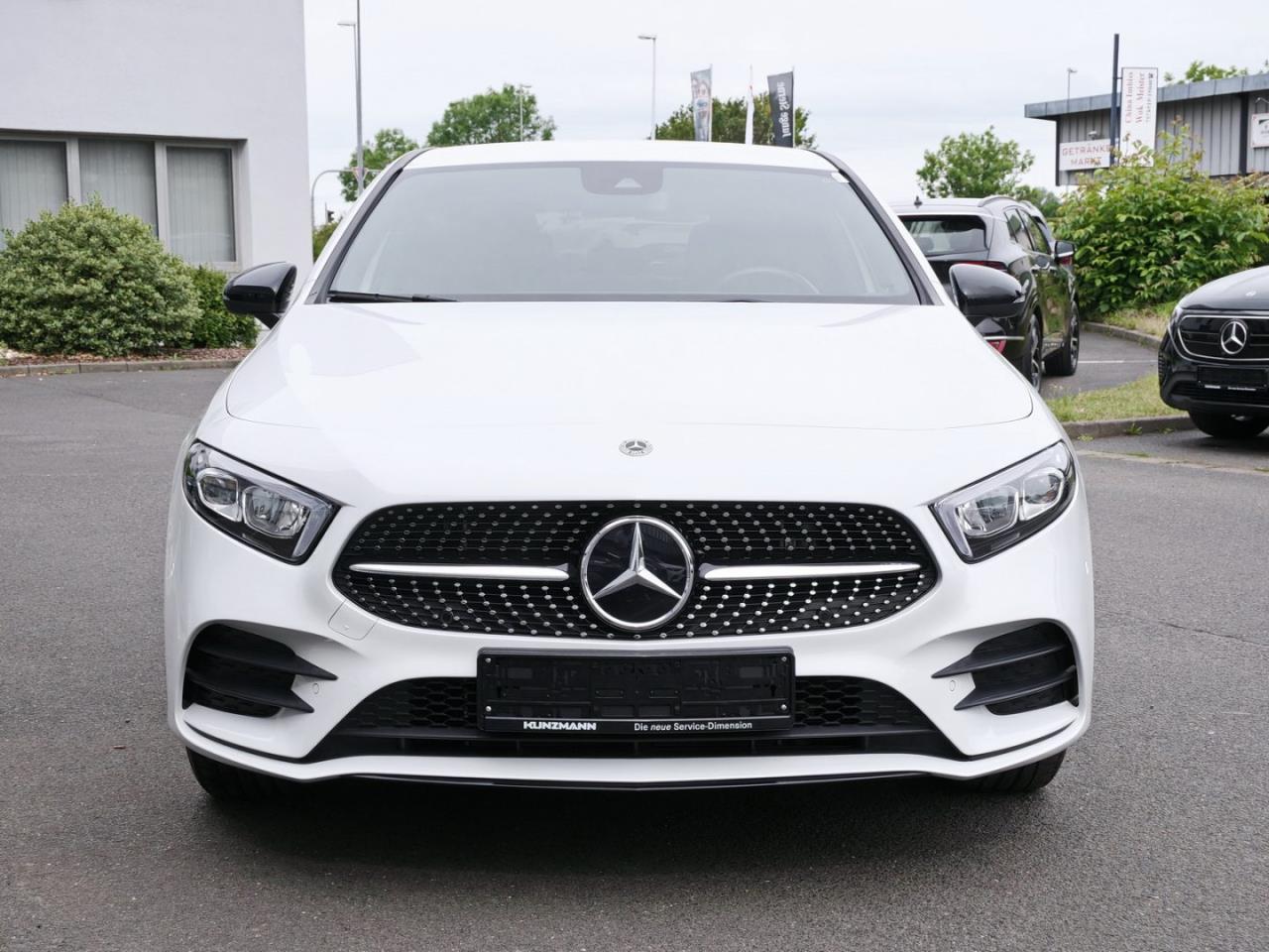 Mercedes-Benz A 250 e  AMG Night MBUX Navi Kamera