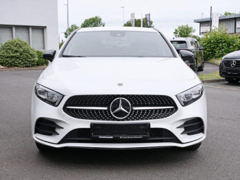 Mercedes-Benz A 250 e  AMG Night MBUX Navi Kamera