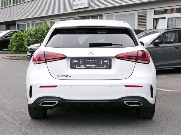 Mercedes-Benz A 250 e  AMG Night MBUX Navi Kamera