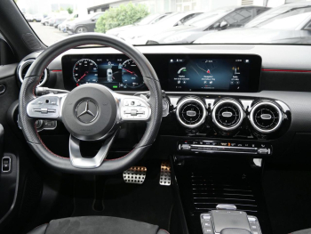 Mercedes-Benz A 250 e  AMG Night MBUX Navi Kamera