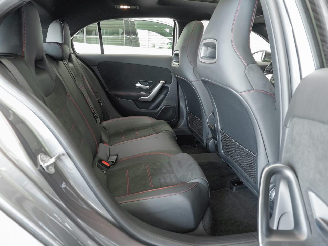 Mercedes-Benz A 250 e  AMG Navi Panorama BusinessP SpurhalteA