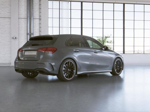Mercedes-Benz A 250 e AMG Night Panorama 360° SpurH Ambiente