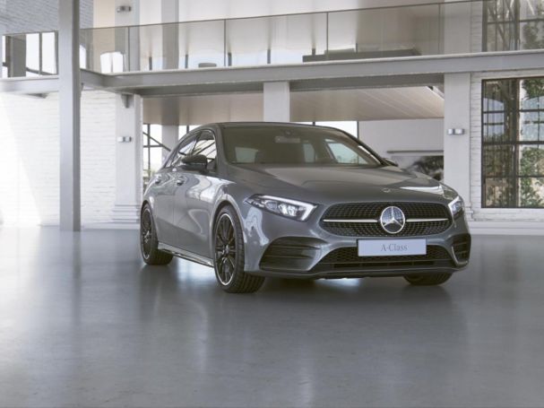 Mercedes-Benz A 250 e AMG Night Panorama 360° SpurH Ambiente