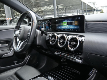 Mercedes-Benz A 250 e  Progressive Distronic Kamera Spiegel-P